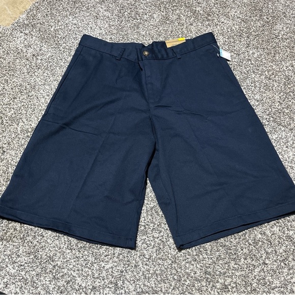 NEW DOCKERS NAVY BLUE BOYS SZ 33 HUSKY UNIFORM FLAT FRONT SHORTS Adjust - Picture 1 of 13